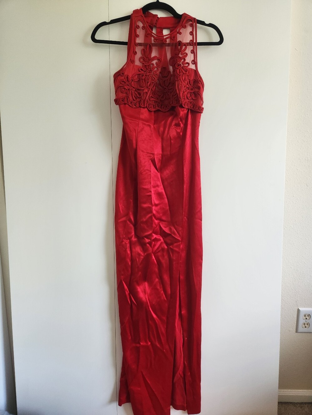 Roberta Red Satin Halter Evening Gown Floral Mesh Formal Dress Size 3/4